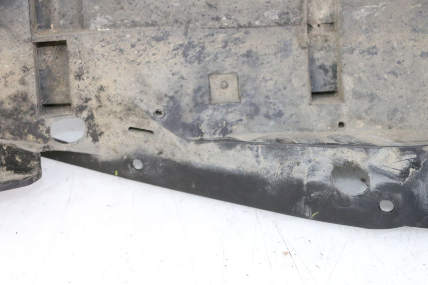 photo de PASSAGEM DA RODA TRASEIRA YAMAHA TDM ABS 900 (2002 - 2014) - Outro ângulo de visão