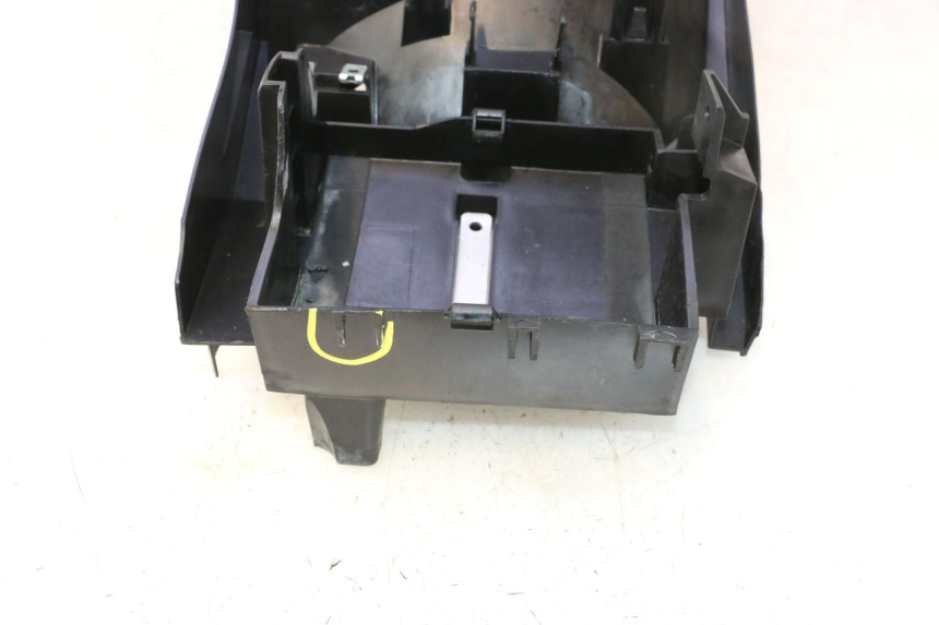 photo de PASSAGEM DA RODA TRASEIRA YAMAHA TDM ABS 900 (2002 - 2014) - Outro ângulo de visão