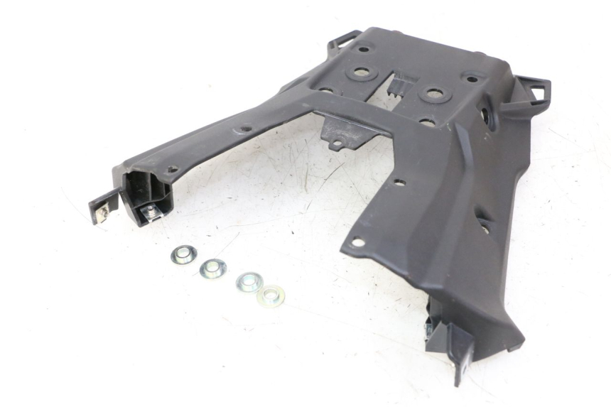 photo de PASSAGEM DA RODA TRASEIRA YAMAHA TRACER 7 700 (2020 - 2024) - Outro ângulo de visão