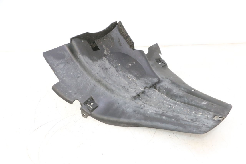 photo de PASSAGEM DA RODA TRASEIRA PEUGEOT TREKKER 50 (1995 - 2004) - Detalhe da peça