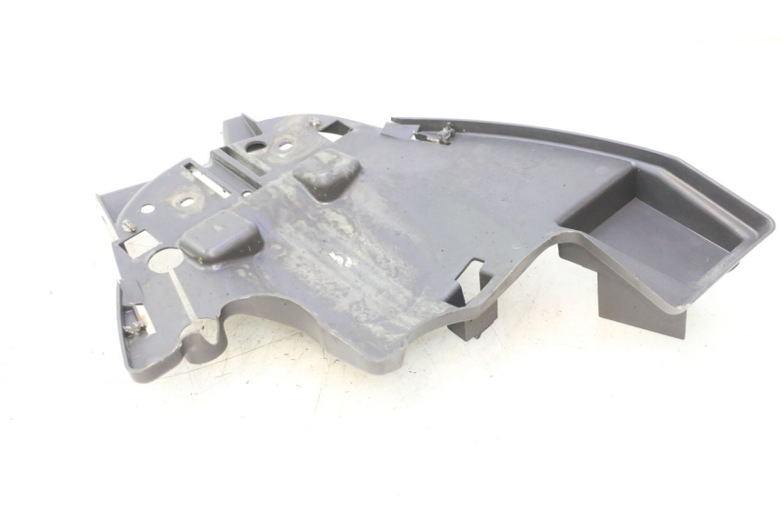 photo de PASSAGEM DA RODA TRASEIRA PEUGEOT VIVACITY 50 (1998 - 2003) - Detalhe da peça