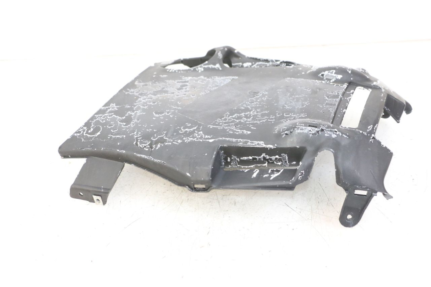 photo de PASSAGEM DA RODA TRASEIRA YAMAHA AEROX 50 (1997 - 2006) - Outro ângulo de visão