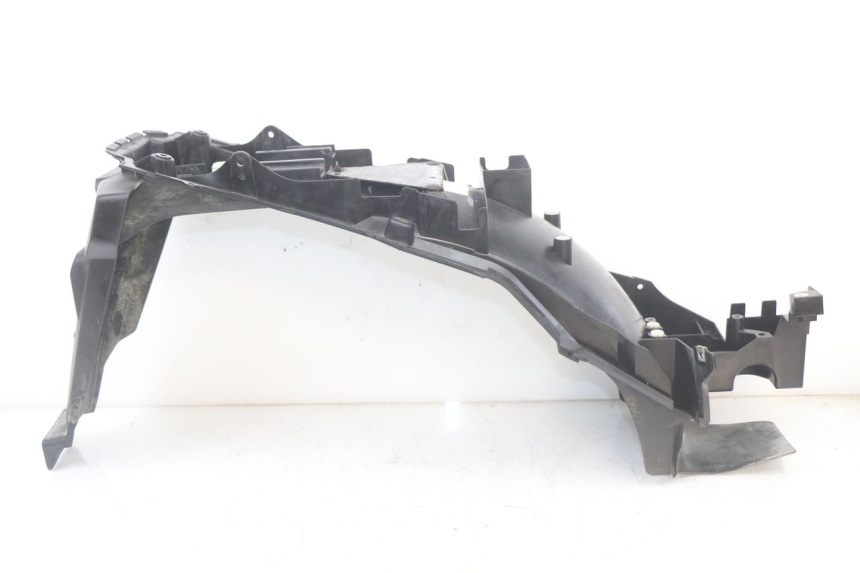 photo de PASSAGEM DA RODA TRASEIRA YAMAHA FJR ABS 1300 (2006 - 2012) - Pontos de fixação
