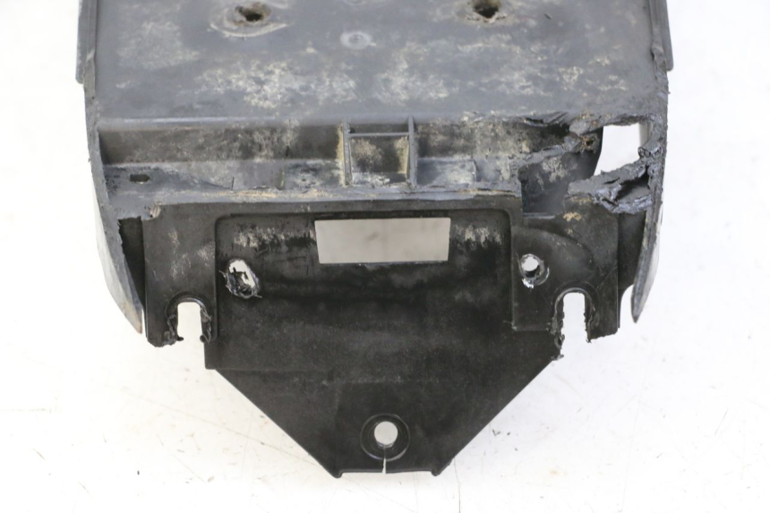 photo de PASSAGEM DA RODA TRASEIRA YAMAHA TZR 50 (2008 - 2016) - Detalhe da peça