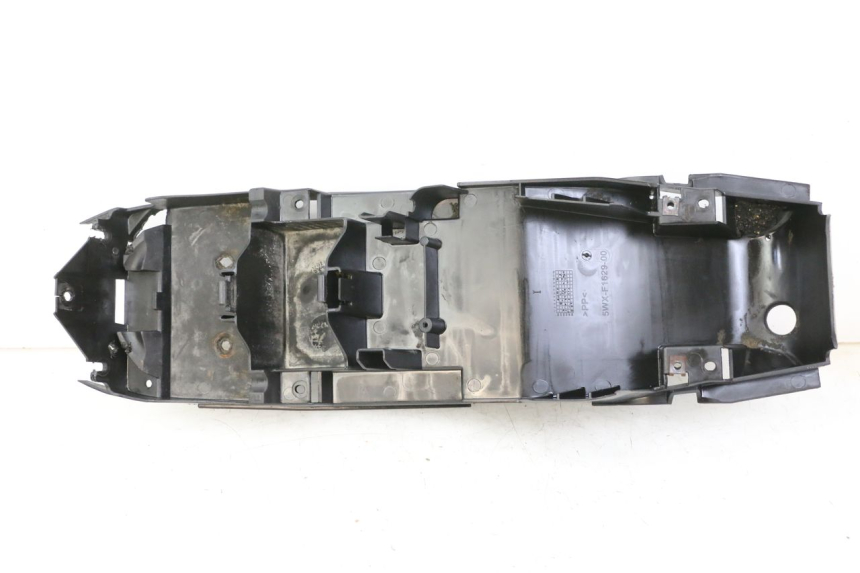 photo de PASSAGEM DA RODA TRASEIRA YAMAHA TZR 50 (2008 - 2016) - Outro ângulo de visão