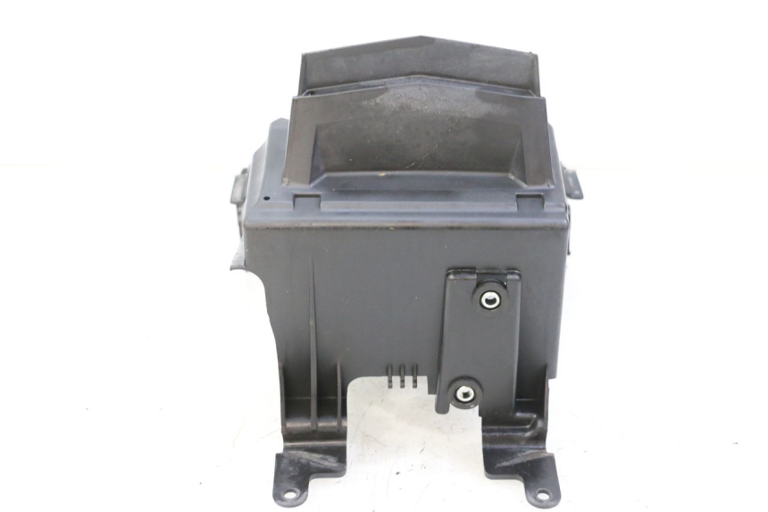 photo de PASSAGEM DA RODA TRASEIRA YAMAHA XJ6 600 (2008 - 2016) - Ampliação técnica