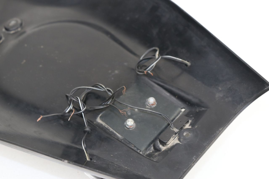 photo de PASSAGEM DA RODA TRASEIRA YAMAHA YZF R 125 (2008 - 2013) - Outro ângulo de visão