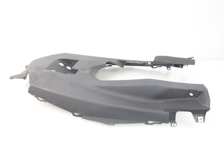 photo de PASSAGEM DA RODA TRASEIRA YAMAHA YP T-MAX TMAX 530 (2017 - 2020) - Pontos de fixação
