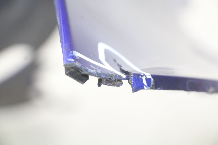 photo de PASSAGEM DA RODA TRASEIRA YAMAHA YZF R1 1000 (2007 - 2008) - Detalhe da peça