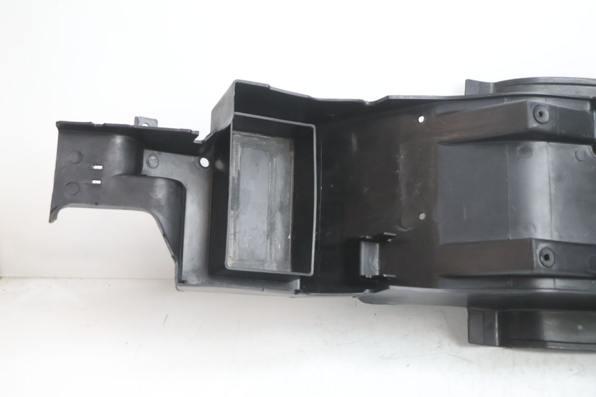 photo de PASSAGEM DA RODA TRASEIRA KAWASAKI ZX-6R ZX6R 600 (2000 - 2002) - Detalhe da peça