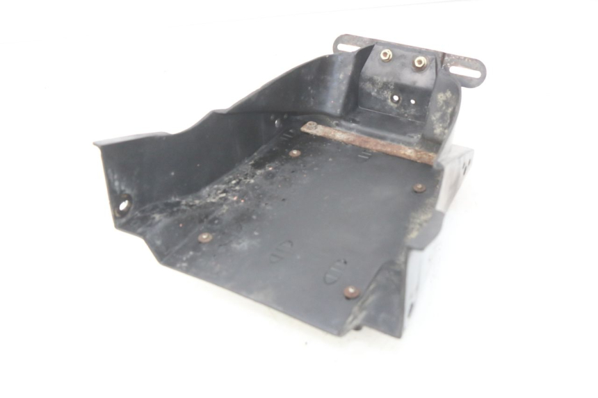 photo de PASSAGEM DA RODA TRASEIRA KAWASAKI ZZR 600 (1995 - 2004) - Detalhe da peça