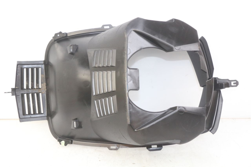 photo de PASSAGEM DA RODA DIANTEIRA PEUGEOT CITYSTAR AIR 125 (2014 - 2017) - Detalhe da peça