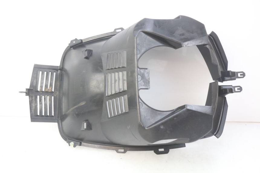 photo de PASSAGEM DA RODA DIANTEIRA PEUGEOT CITYSTAR 125 (2011 - 2017) - Detalhe da peça