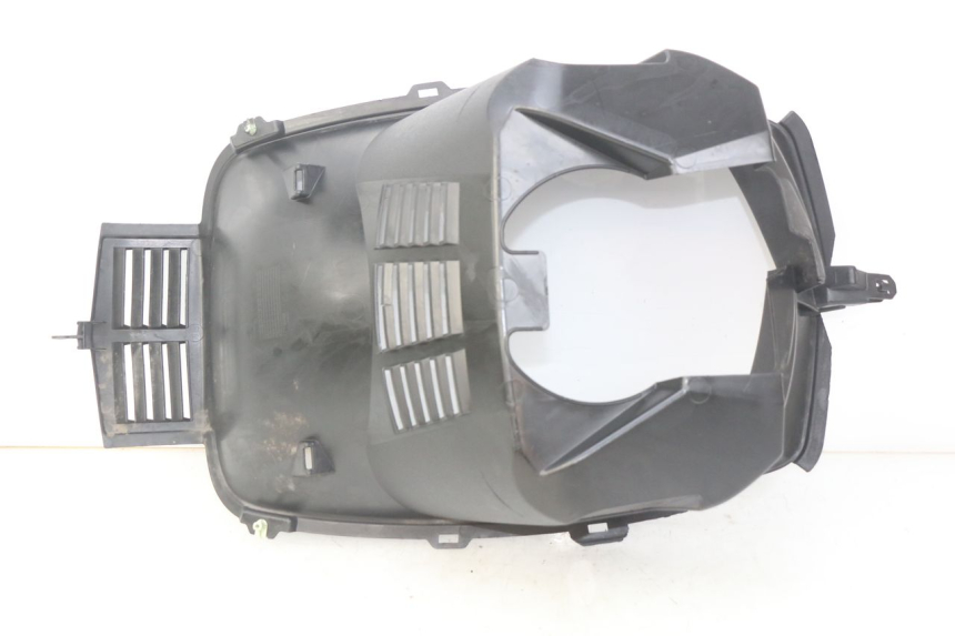 photo de PASSAGEM DA RODA DIANTEIRA PEUGEOT CITYSTAR 125 (2011 - 2017) - Outro ângulo de visão