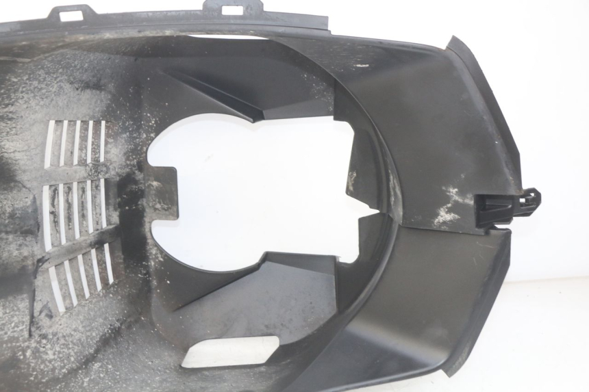 photo de PASSAGEM DA RODA DIANTEIRA PEUGEOT CITYSTAR 125 (2011 - 2017) - Pontos de fixação