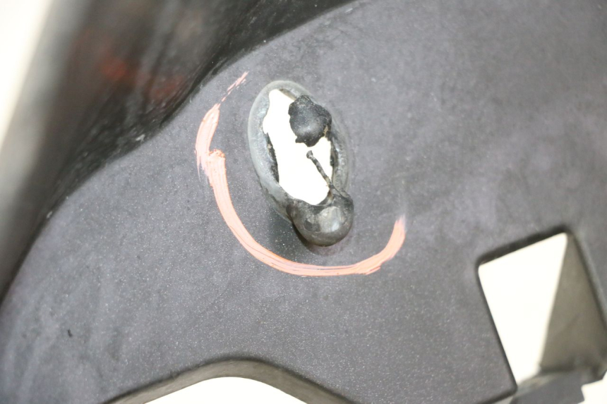 photo de PASSAGEM DA RODA DIANTEIRA PIAGGIO NEW TYPHOON 50 (2010 - 2017) - Pontos de fixação