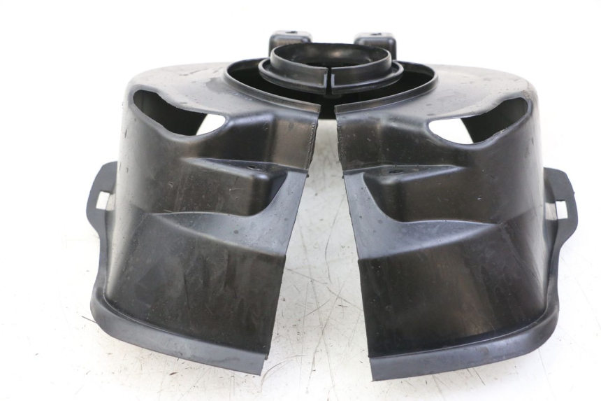 photo de PASSAGEM DA RODA DIANTEIRA PEUGEOT TREKKER TKR 50 (2005 - 2014) - Zoom do estado de desgaste