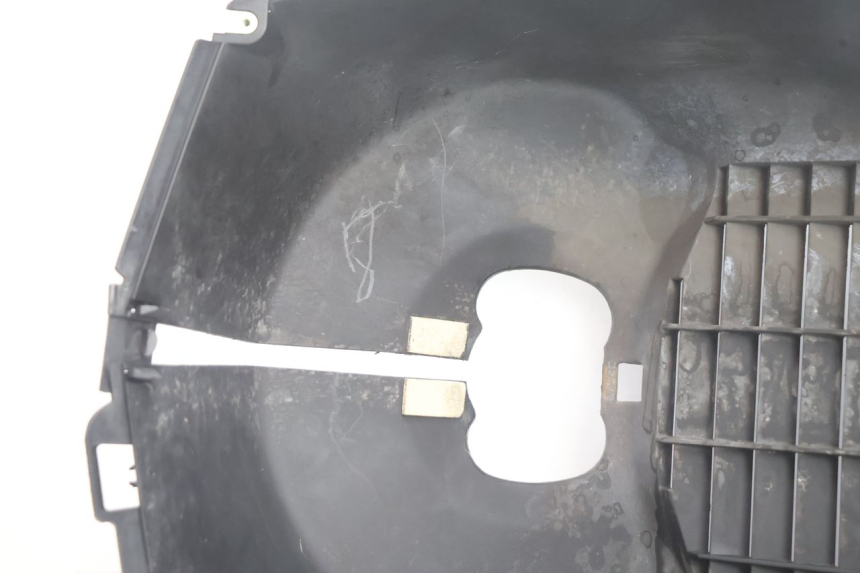 photo de PASSAGEM RODA DIANTEIRA PEUGEOT SATELIS 125 (2006 - 2009) - Detalhe da peça