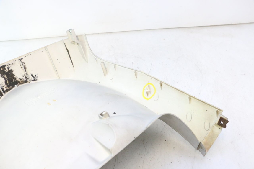 photo de PASSAGEM RODA DIANTEIRA HONDA SH 125 (2001 - 2003) - Detalhes característicos