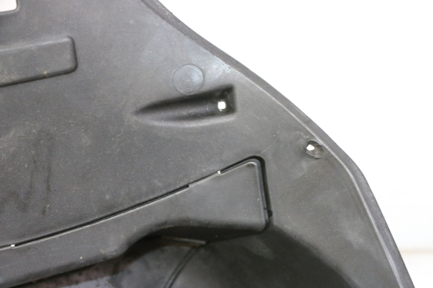 photo de PASSAGEM DA RODA DIANTEIRA APRILIA SR R 2T LC 50 (2018 - 2021) - Detalhe da peça