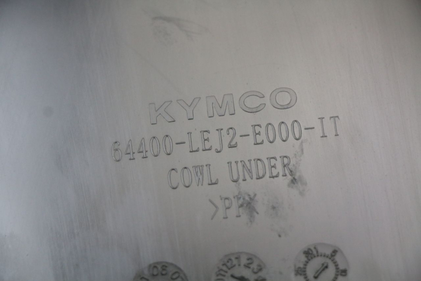 photo de PASSAGEM DA RODA DIANTEIRA KYMCO SUPER 8 125 (2008 - 2015) - Estado da superfície