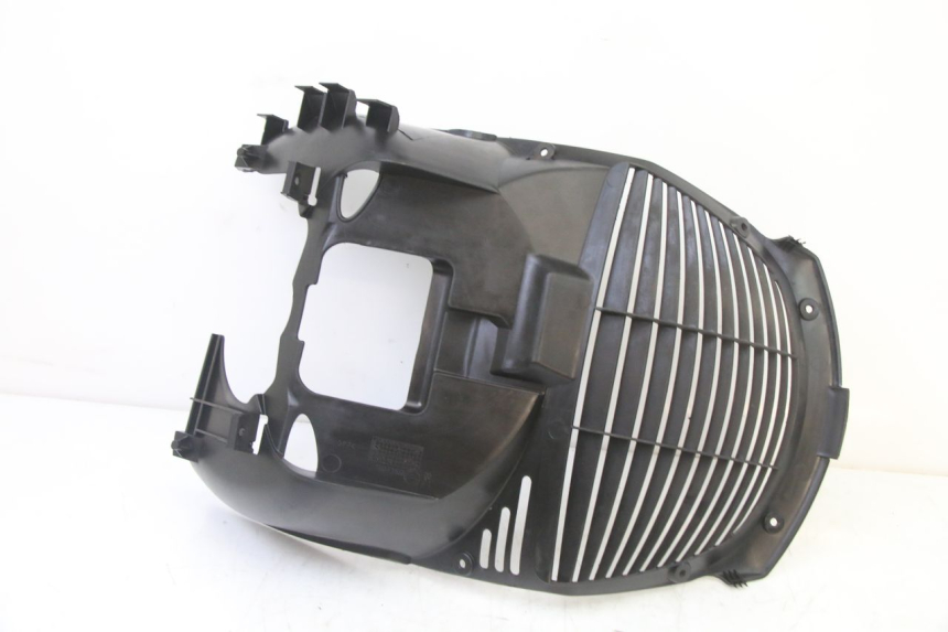 photo de PASSAGEM DA RODA DIANTEIRA YAMAHA XMAX X-MAX 125 (2006 - 2009) - Pontos de fixação