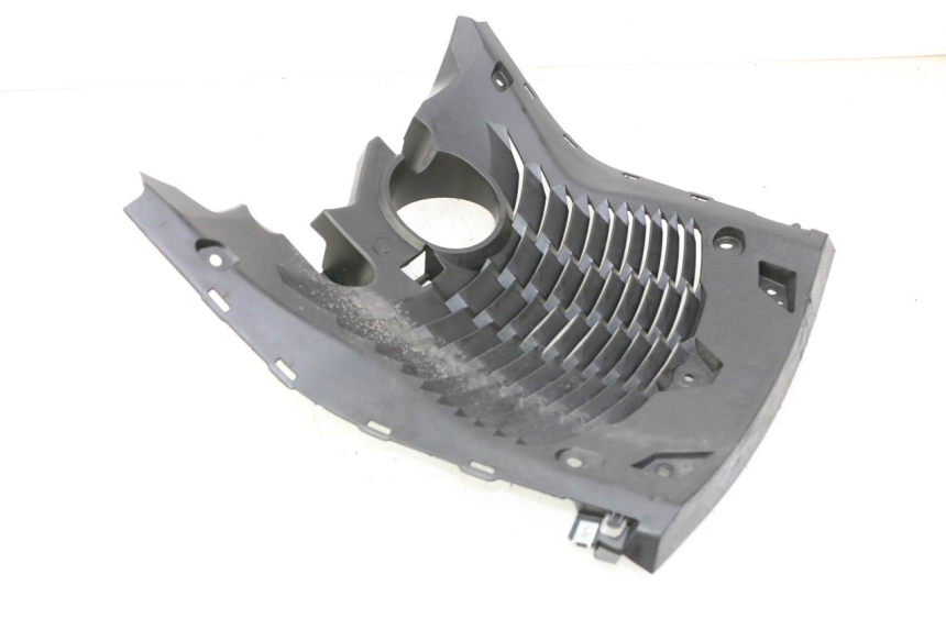 photo de PASSAGEM DA RODA DIANTEIRA YAMAHA XMAX X-MAX 125 (2021 - 2025) - Estado da superfície