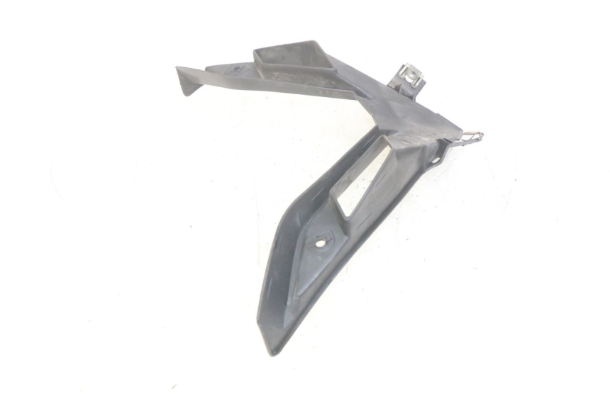 photo de PASSAGEM DA RODA DIANTEIRA YAMAHA YZF R1 1000 (2007 - 2008) - Detalhe da peça