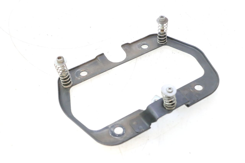 photo de SUPORTE DE FAROL BMW C1 125 (2000 - 2003) - Zoom do estado de desgaste