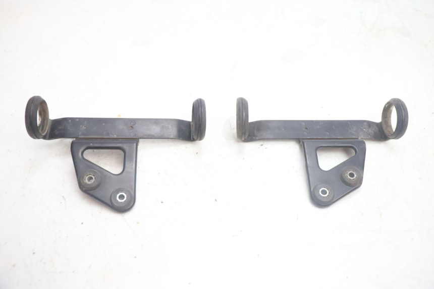photo de SUPORTE DE FAROL SUZUKI DR S 600 (1985 - 1989) - Vista principal
