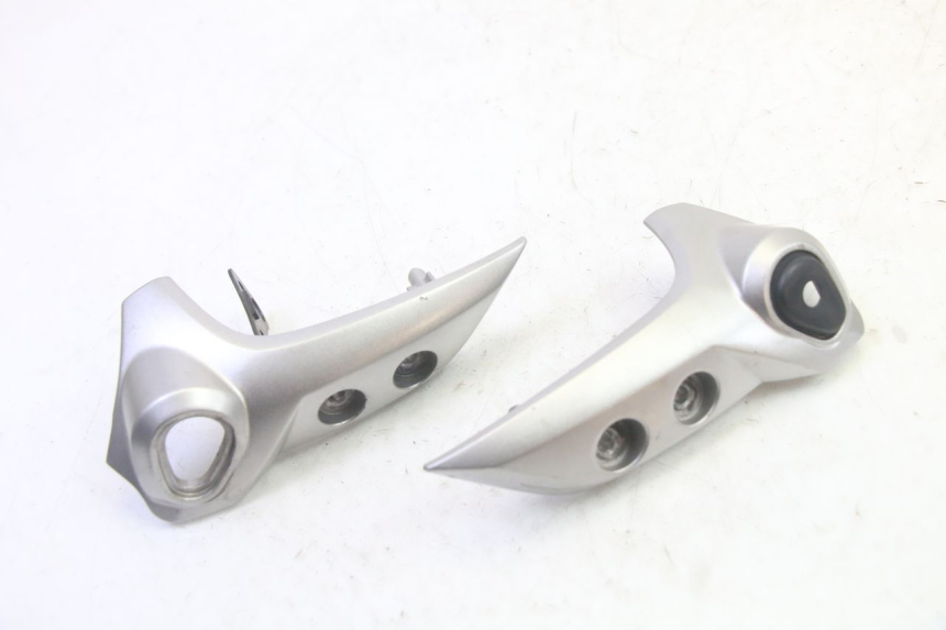 photo de SUPORTE DO FAROL YAMAHA FZ6 N FAZER 600 (2004 - 2006) - Detalhe da peça