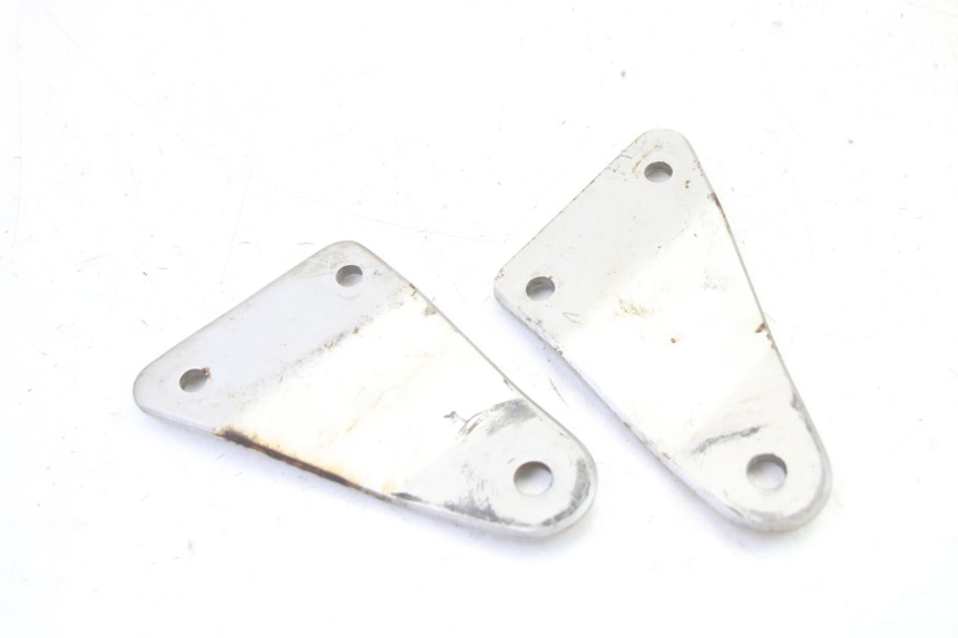 photo de SUPORTE DO FAROL SUZUKI GS GSE 500 (2001 - 2003) - Vista geral