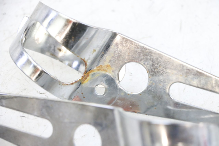 photo de SUPORTE DO FAROL SUZUKI GSF N BANDIT 600 (1996 - 1999) - Pontos de fixação