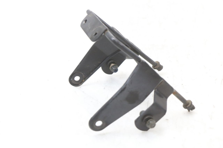 photo de SUPORTE DO FAROL SKYTEAM SKYMAX PRO 125 (2012 - 2016) - Zoom do estado de desgaste