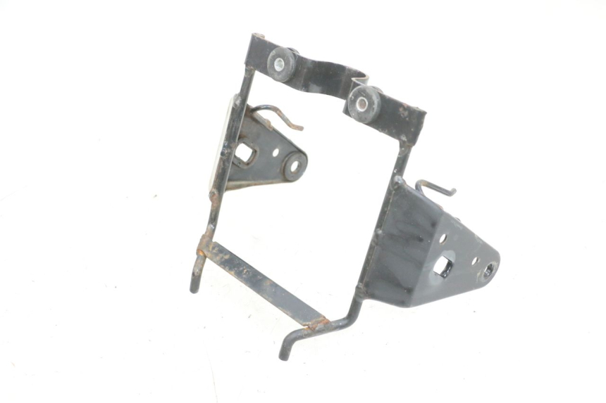 photo de SUPORTE DO FAROL DAELIM VJ ROADWIN FI 125 (2008 - 2017) - Zoom do estado de desgaste