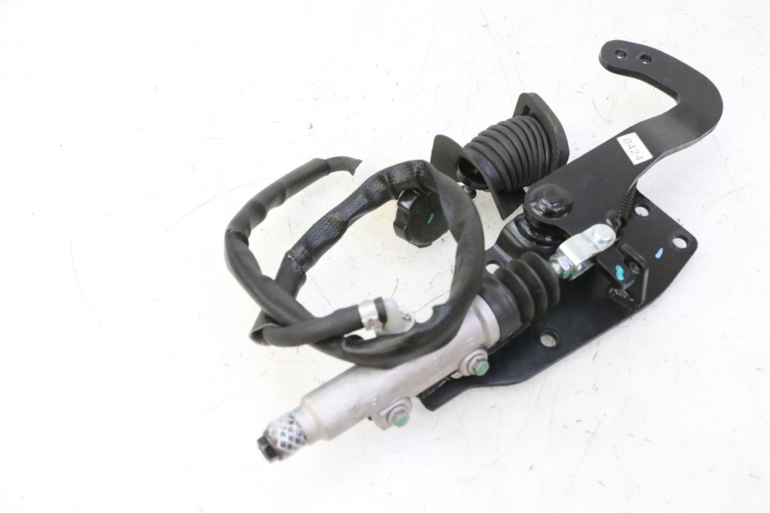 photo de PEDALEIRA DE FREIO PIAGGIO MP3 HPE 310 (2024 - 2025) - Detalhe da peça