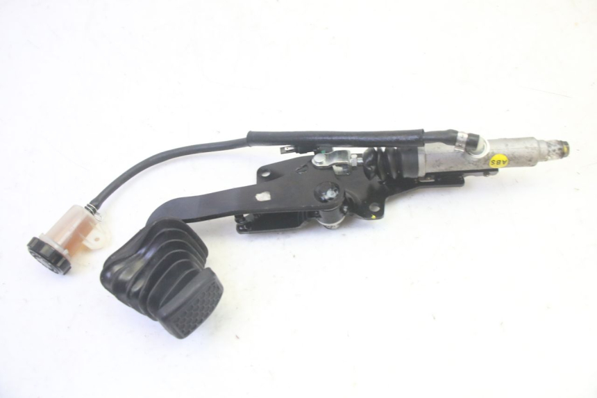 photo de PEDALEIRA DE FREIO PIAGGIO MP3 HPE 350 (2018 - 2020) - Vista geral