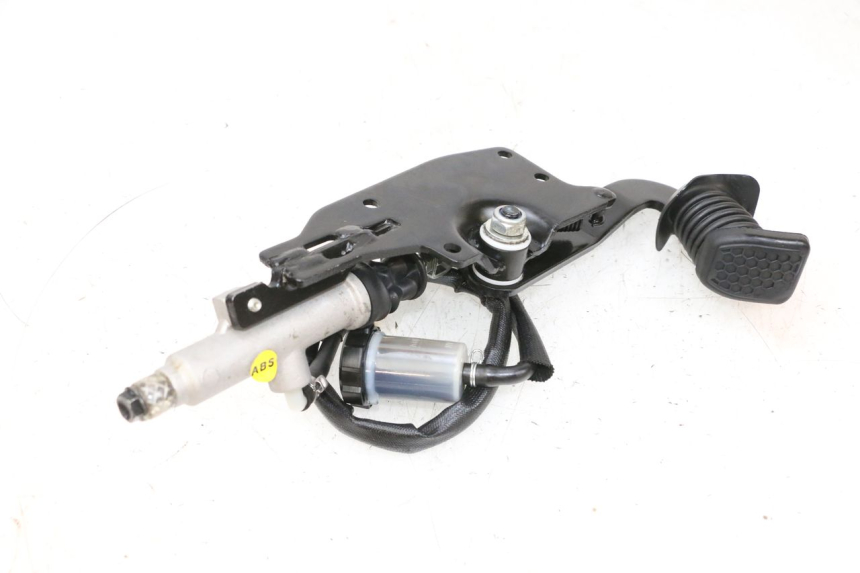 photo de PEDALEIRA DE FREIO PIAGGIO MP3 HPE 300 (2019 - 2026) - Ampliação técnica