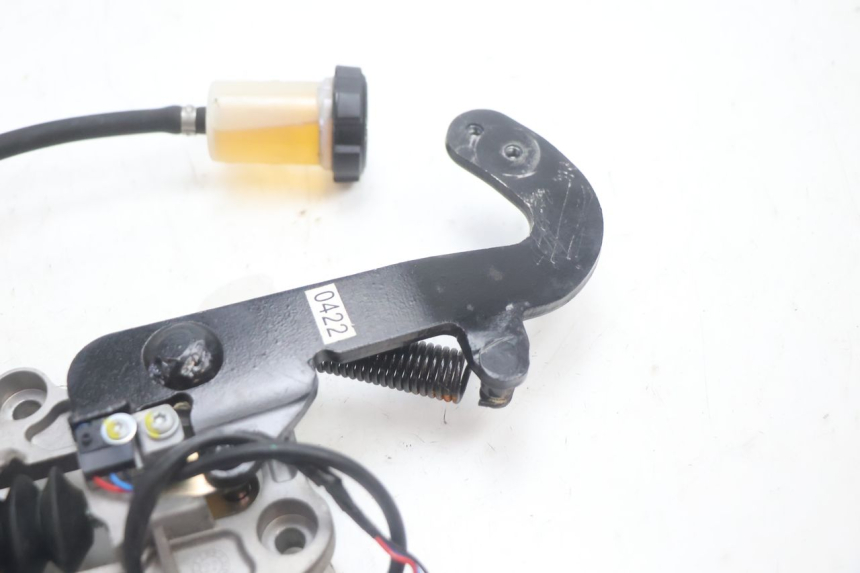 photo de PEDAL DO FREIO PIAGGIO MP3 HPE 530 (2022 - 2026) - Marcações e referências