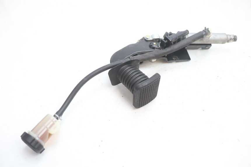 photo de PEDALE DE FREIO PIAGGIO MP3 LT 400 (2007 - 2012) - Vista geral