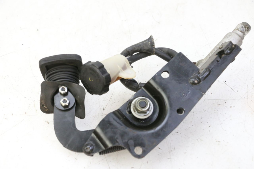 photo de PEDALE DE FREIO PIAGGIO MP3 500 (2011 - 2015) - Vista principal