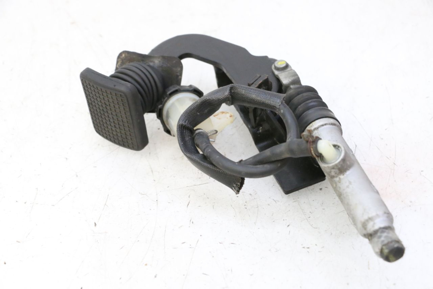 photo de PEDALE DE FREIO PIAGGIO MP3 500 (2011 - 2015) - Zoom do estado de desgaste