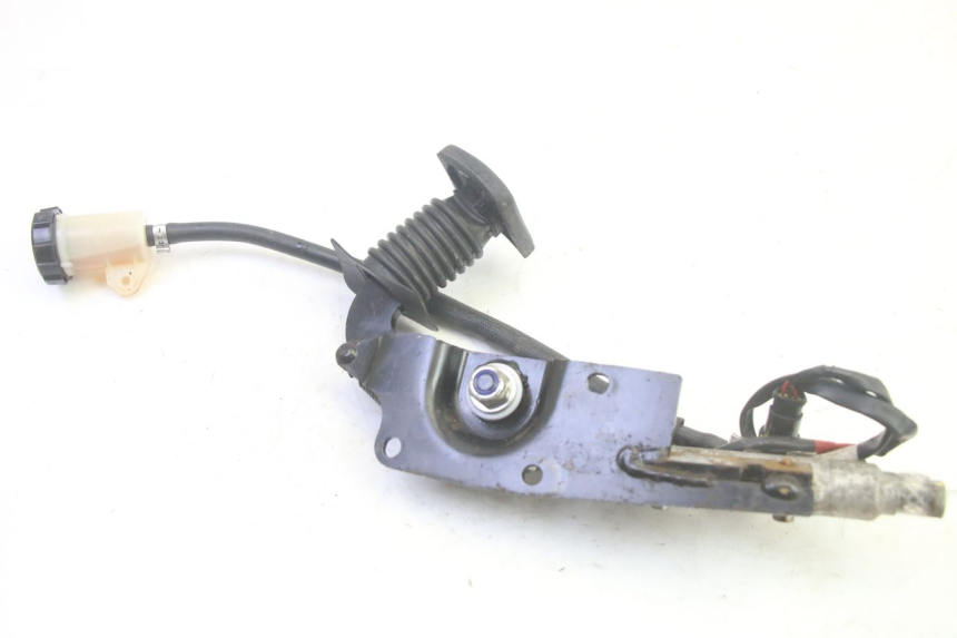 photo de PEDALE DE FREIO PIAGGIO MP3 RL 250 (2006 - 2010) - Outro ângulo de visão