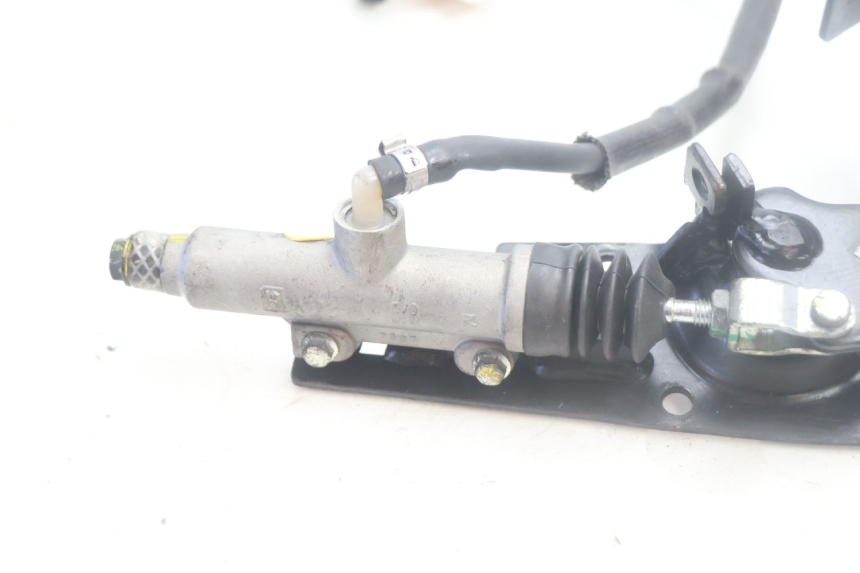 photo de PEDALEIRA DE FREIO PIAGGIO MP3 500 (2016 - 2018) - Detalhe da peça