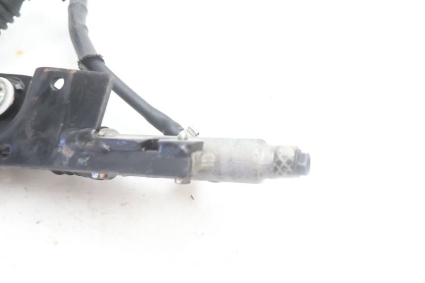 photo de PEDALEIRA DE FREIO PIAGGIO MP3 500 (2016 - 2018) - Pontos de fixação