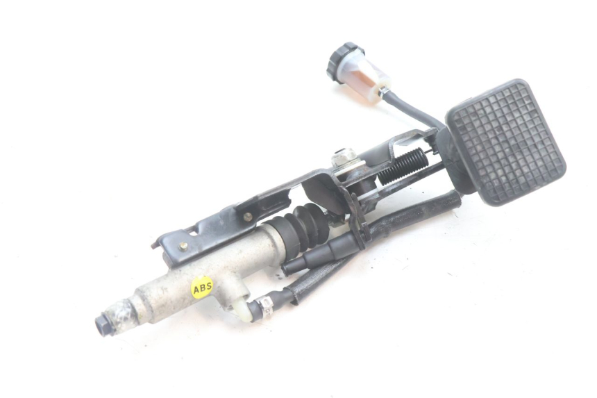 photo de PEDALEIRA DE FREIO PIAGGIO MP3 500 (2016 - 2018) - Pontos de fixação
