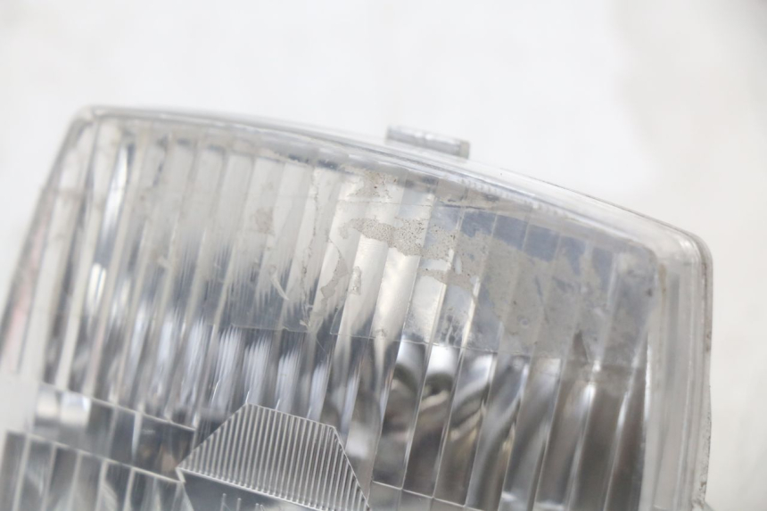 photo de FAROL DIANTEIRO PEUGEOT 103 VOGUE VS2 50 (2004 - 2017) - Zoom do estado de desgaste