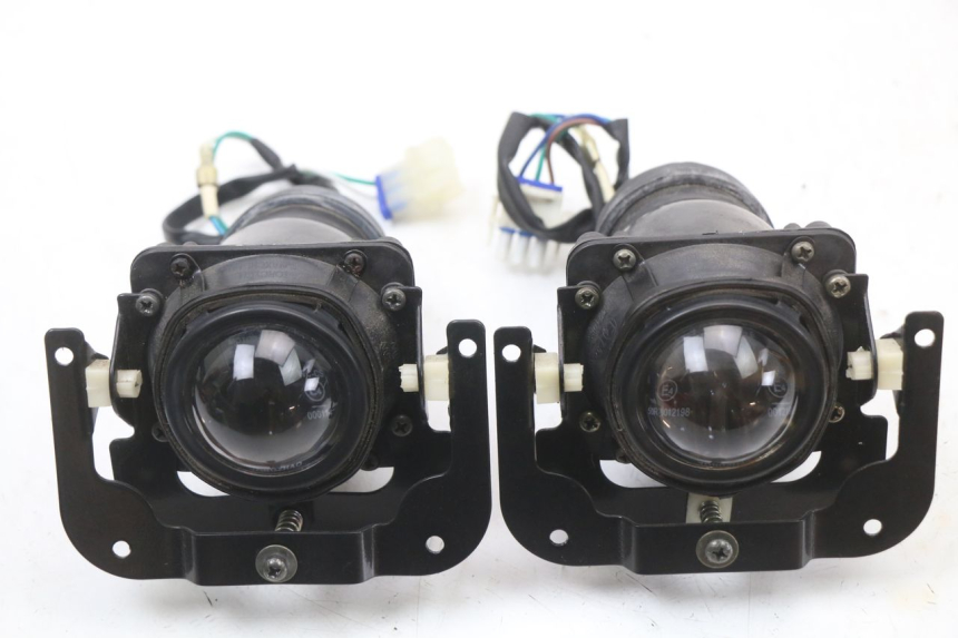 photo de FAROL DIANTEIRO E-MAX 80L 1 (2011 - 2014) - Vista principal