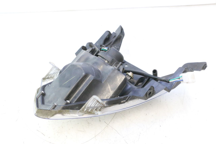 photo de FAROL DIANTEIRO KYMCO AGILITY 16+ 4T 50 (2018 - 2023) - Marcações e referências