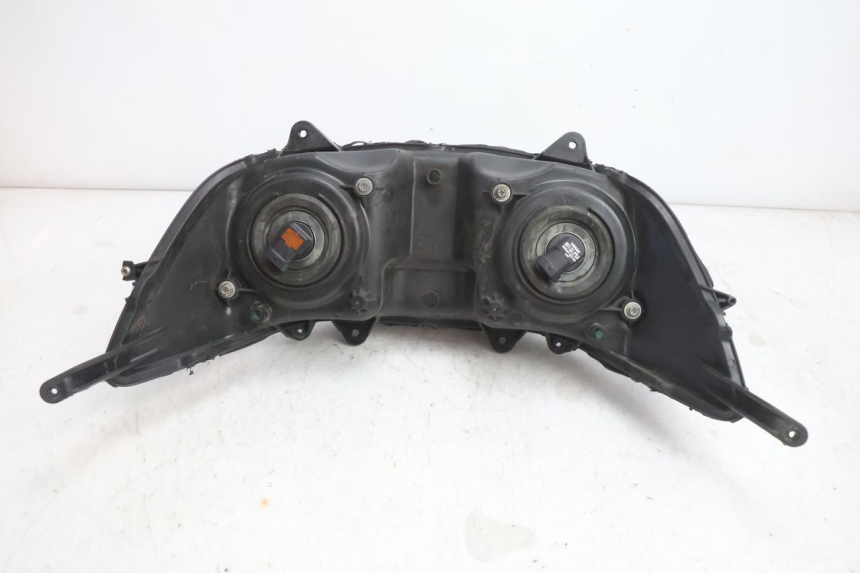 photo de FAROL DIANTEIRO APRILIA ATLANTIC S 125 (2010 - 2013) - Estado da superfície